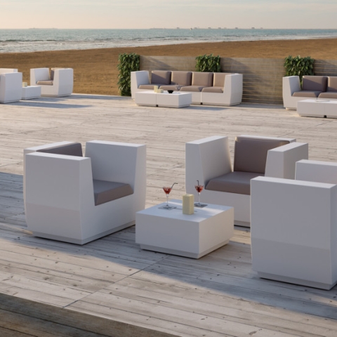 PLUST CORNER BIG-CUT CON CUSHION